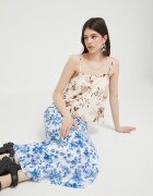 Abercrombie & Fitch Пола в синьо среднодълъг модел разкроен модел