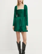 Abercrombie & Fitch Рокля