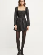 Abercrombie & Fitch Рокля в черно къса разкроена KI159-5085