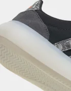 adidas BARREDA DECODE маратонки за деца сиви KI2635