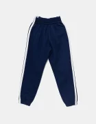 adidas Детски спортен панталон в синьо с апликация JY0603
