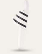 adidas Originals Чехли в бяло
