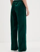 adidas Originals Кадифен спортен панталон Velvet Tp с апликация JV7509