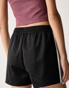 adidas Originals къс панталон тип анцуг дамски с памук Lace Injection черен с висока талия LG4267