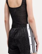 adidas Originals Къс панталон в черно с апликация с висока талия KD2837