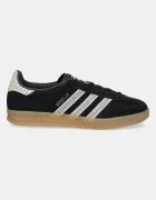 adidas Originals Маратонки Gazelle Indoor W в черно JI2755