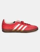 adidas Originals Маратонки Gazelle Indoor W в червено JS1411