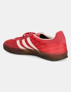 adidas Originals Маратонки Gazelle Indoor W в червено JS1411