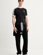 adidas Originals Памучна тениска в черно с апликация KE3538