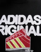 adidas Originals Памучна тениска в черно с принт KQ9827