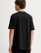adidas Originals Памучна тениска в черно с принт KS7621