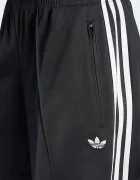 adidas Originals панталон дамски Firebird Barrel черен със стандартна талия LF1057