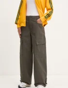 adidas Originals Панталон Essential