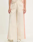 adidas Originals Панталон Wideleg Pant в бежово със стандартна кройка с висока талия KC0675