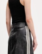 adidas Originals Пола в черно къса със стандартна кройка KE5034