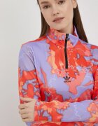 adidas Originals Рокля HC4598 в лилаво къс модел с кройка по тялото