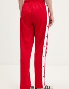 adidas Originals Спортен панталон Adibreak в червено с апликация KD6324