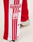 adidas Originals Спортен панталон Adibreak в червено с апликация KD6324