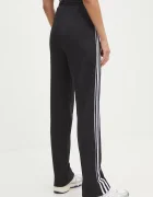 adidas Originals Спортен панталон Adicolor Beckenbauer Classic в черно с апликация IW3171