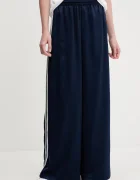 adidas Originals Спортен панталон Adicolor Satin Wide Leg