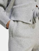 adidas Originals спортен панталон дамски Essentials Knit сив със стандартна талия IA4439