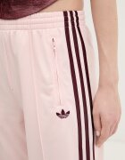 adidas Originals Спортен панталон Firebird в розово с апликация KG3702