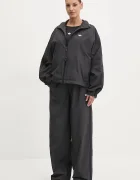 adidas Originals Спортен панталон WOVEN TP в черно с апликация JX9206