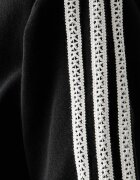 adidas Originals тениска дамска от памук с еластан черна KY8127