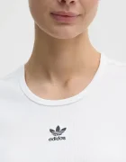 adidas Originals Тениска Essential в бяло JC9026