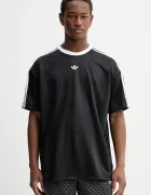 adidas Originals Тениска в черно с апликация KD5830