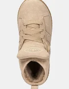 adidas Originals Велурени маратонки Campus 00s WTR MD в бежово JR3735