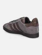 adidas Originals Велурени маратонки Gazelle в сиво IG2097