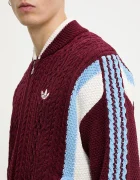 adidas Originals Жилетка Wicons в бордо KR7633