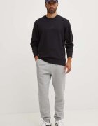 adidas Памучен суичър All SZN в черно с апликация IX1261