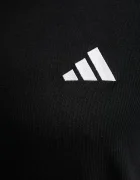 adidas Памучна тениска 3-Stripes в черно с апликация JV6783