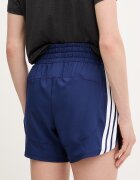 adidas Performance Къс панталон за трениране Pacer Workout в тъмносиньо с изчистен дизайн с висока талия KD7320