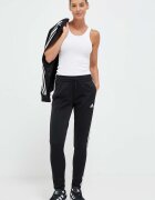 adidas Спортен комплект