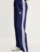 adidas Спортен панталон Essentials