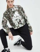 adidas Спортен панталон в черно с изчистен дизайн