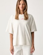adidas уголемена тениска дамска от памук Essentials бежова KX3166