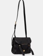 AllSaints Кожена чанта URSA в черно W522XC
