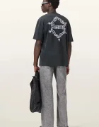 AllSaints Памучна тениска DRIP в черно с принт M005PD