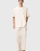 AllSaints Памучна тениска MIKRO в бяло с принт M028JE