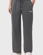 AllSaints спортен панталон мъжки памучен EMBLEM сив M022TE