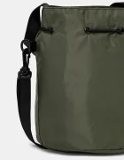 Alpha Industries Чанта през рамо Carry Bag Wmn в зелено 148944