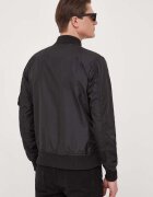 Alpha Industries Яке бомбър MA-1 TT Light Bomber в черно с преходна изолация 191103.03 MA-1 TT Light Bomber