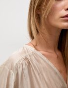 Answear.LAB блуза дамска с лиосел бежова с изчистена шарка