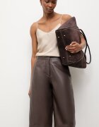 Answear.LAB Кожен панталон MADDIE кафяв с висока талия