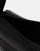 ARMANI EXCHANGE чанта през рамо мъжка от имитация на кожа черна XM003168 AF26679