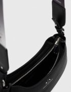 ARMANI EXCHANGE Чанта в черно 942883 CC783